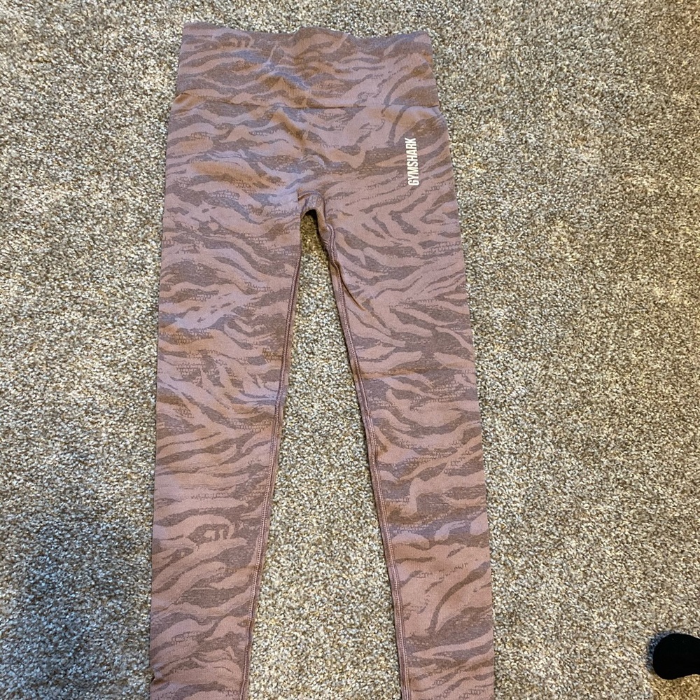 SOLD!!!! Gymshark Adapt Animal Seamless Leggings